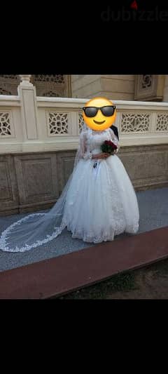 فستان فرح. زفاف