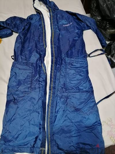 عدد 2 برنس واتر بروف ماركة سبيدو سعر القطعه 650