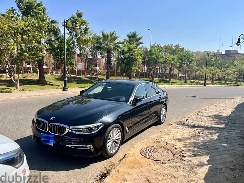 BMW 520i luxury  2019 1