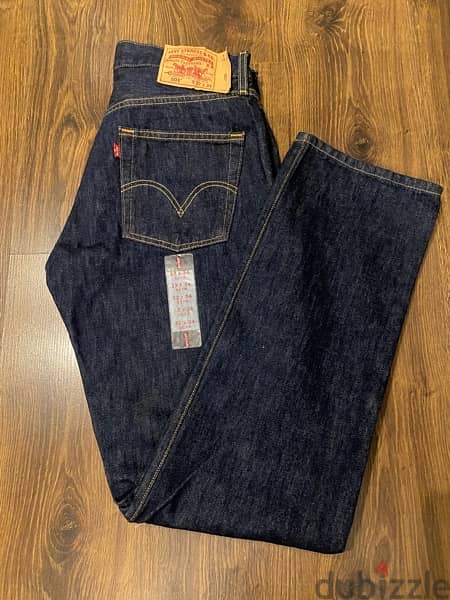 New levis jeans - size 32-34 1