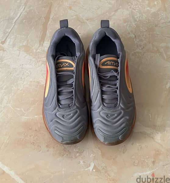 Authentic Nike air max 720 for kids 2