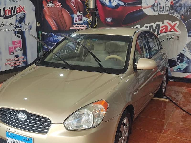 Hyundai New accent 2009 Auto 4