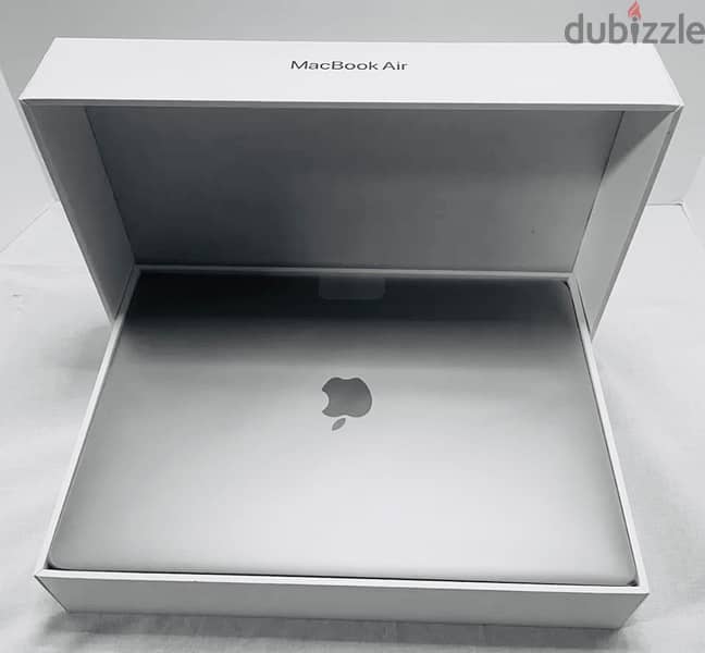 MacBook m1  air كالجديد 0
