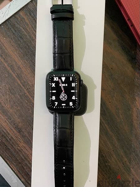 Apple Watch Series 5 44mm 89 % 1