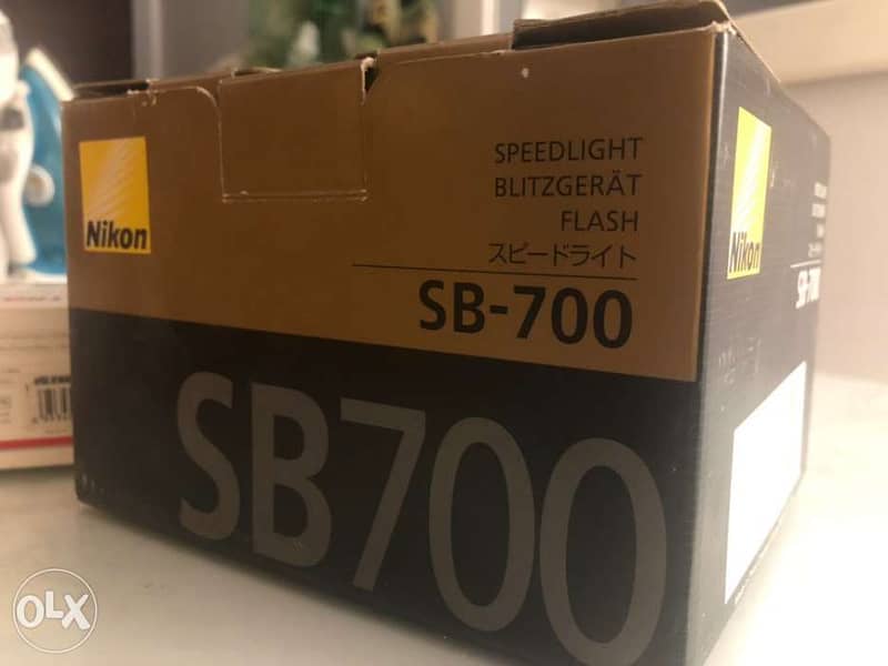 Nikon flash - SB700 2