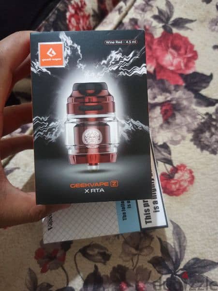 فيب مود بوما + تانك zeus zx rta استعمل خفيف جدا كسر زيرو بالعلب بتاعته 5