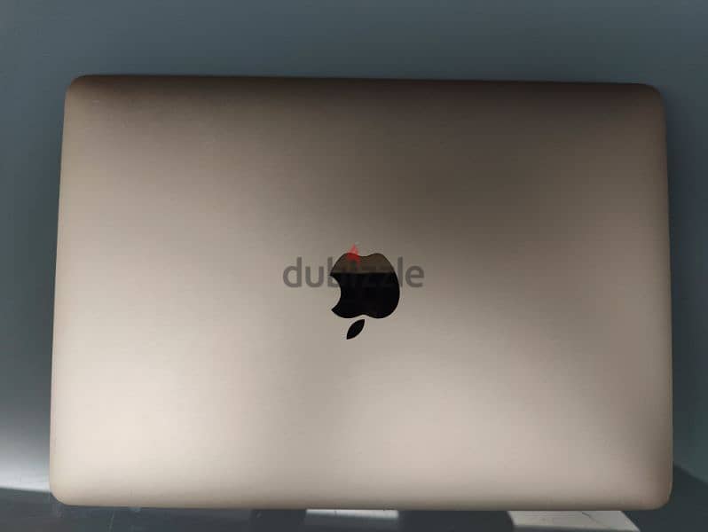 MacBook (Retina, 12-inch, Early 2015). 1