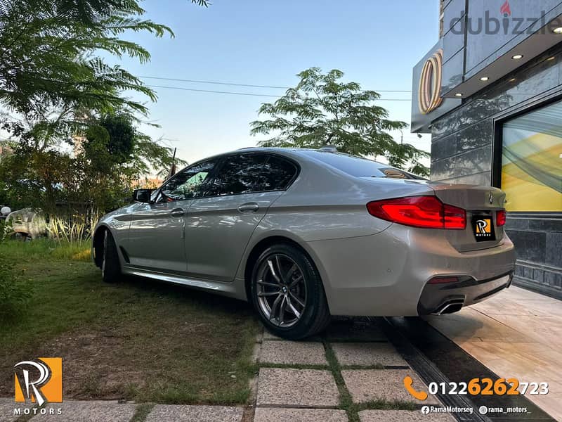 Bmw 530i  2019  M sport  فابريكا بالكامل  صيانات توكيل 14