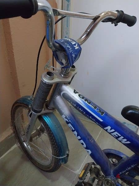 excellent condition bike size 16 for kids 3