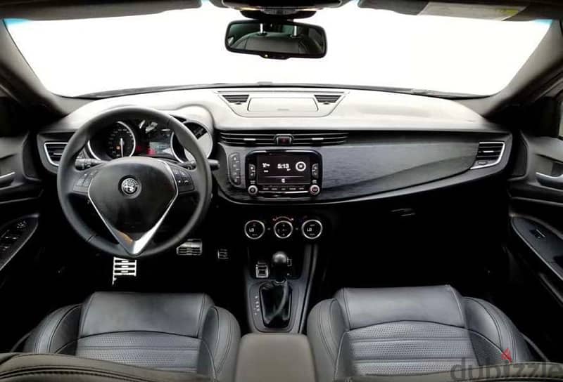 Alfa Romeo Giulietta top line 2018   الفا روميو جوليتا للبيع 3