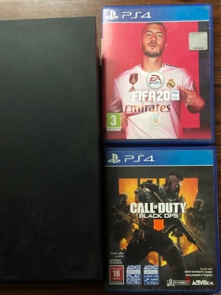 PS4 Fat 1 TB Used + Cables + 2 controllers + 6 games 3