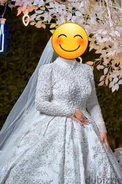 فستان زفاف ( هاند ميد ) من ارقي فساتين الزفاف لبسه واحده فقط كالجديد 0