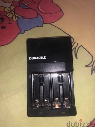 شاحن بطاريات شركة DURACEL