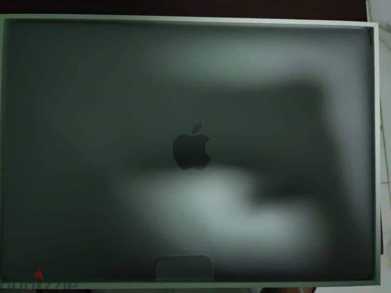 Macbook air M1 256gb space grey - ماك بوك اير M1 رمادي 256 جيجا بايت 0