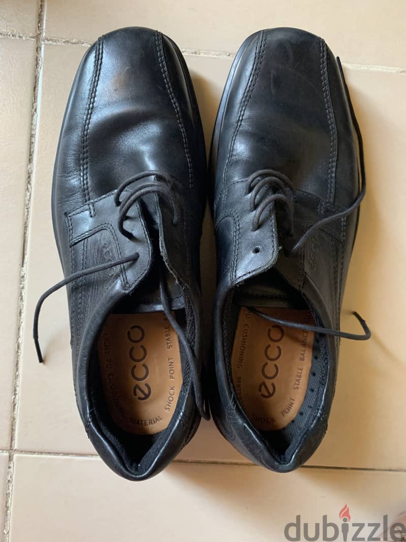 ECCO Original Shoes Size 42 with Very Good Condition 1