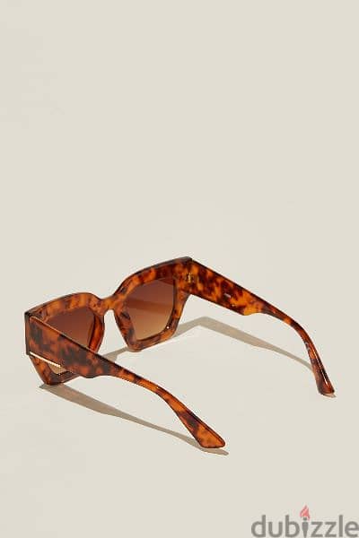 cotton on Aubrey Oversized Sunglasses 2