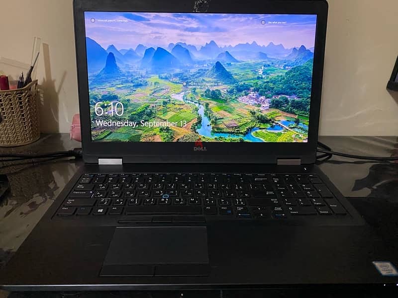 Dell latitude E5570 workstation laptop 0