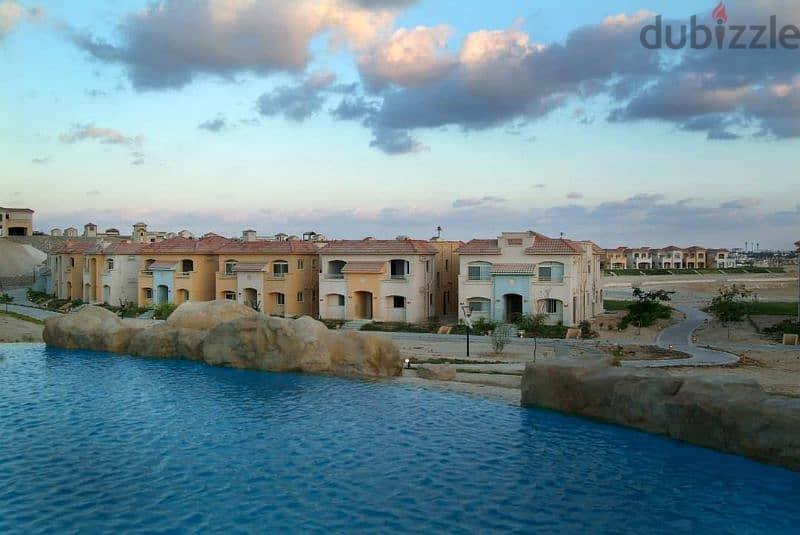 From the owner, he received a chalet in Telal in installments over 7 y 2