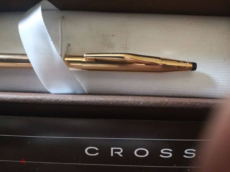 Brand new Cross writing pen قلم كروس ذهبي جديد 1