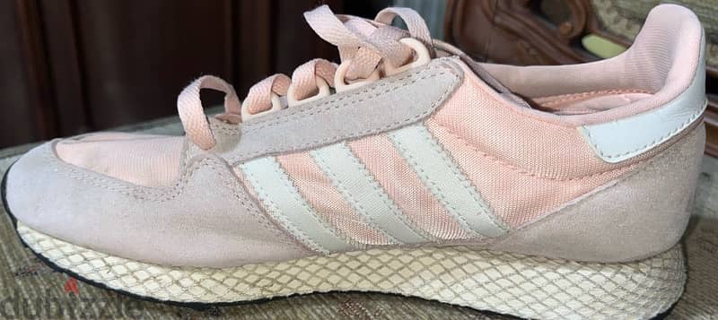 original adidas sneakers (us 7.5) ( uk 6) 1