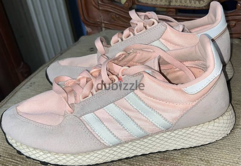 original adidas sneakers (us 7.5) ( uk 6) 2