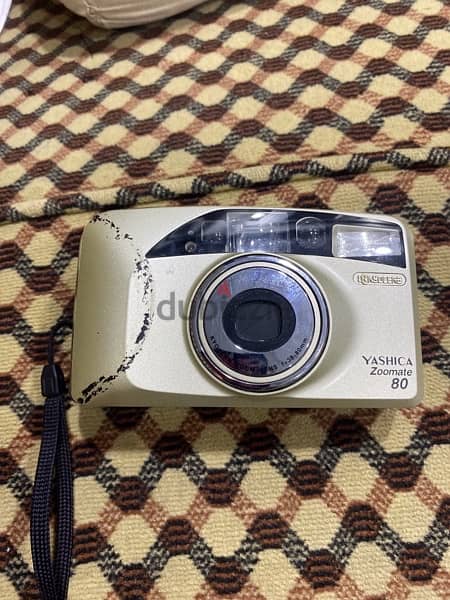 yashica zoomate 80 excellent condition 0