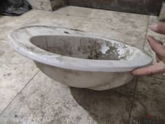 حوض حمام ليسكو جديد سعره جديد٩٠٠ جنيه
