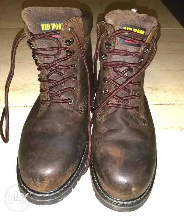 Safety Shoes. . Redwood 0