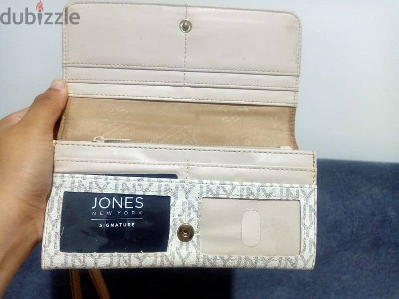 محفظه جلد براند jones newyork 1