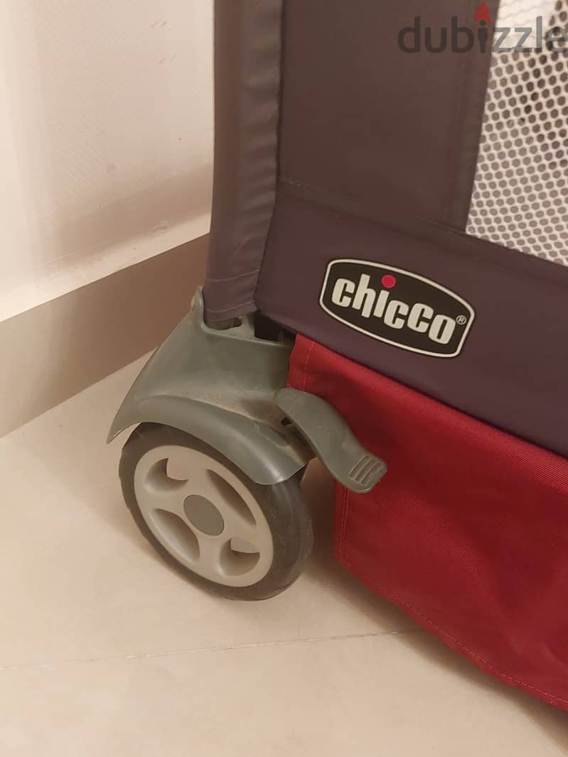 Chicco Lullaby bed سرير اطفال شيكو 3