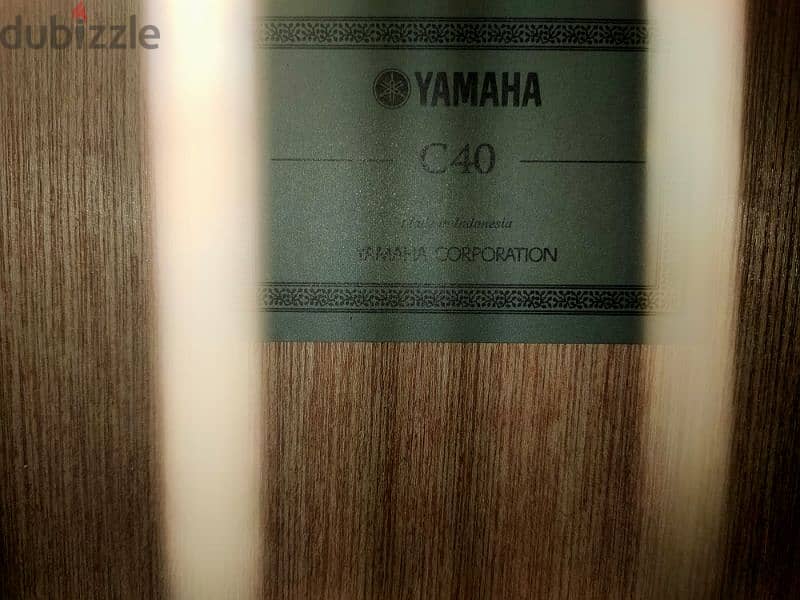 Yamaha c 40 1