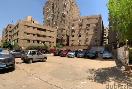 للبيع ارض بمدينه نصر المنطقه السادسه بالقرب من النادي الأهلي