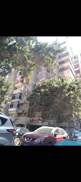 من المالك محل كبير . بارك امامي خاص كبير . تشطيب كامل .