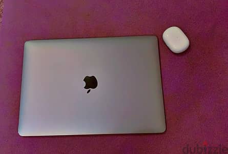 macbook air 2018 like new