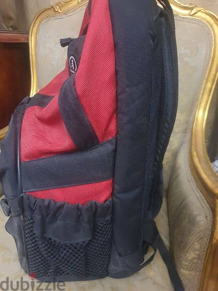 Tamrac DLSR Camera Bag/Backpack Red And Black Padded 1
