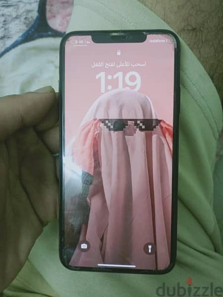 iPhone 11 bro max 4