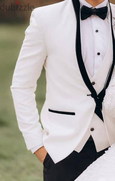 white wedding suit بدلة زفاف بيضاء 1