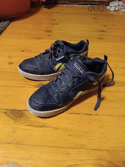 Reebok blue shoes