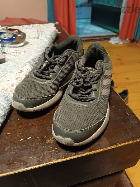 adidas grey shoes used 4