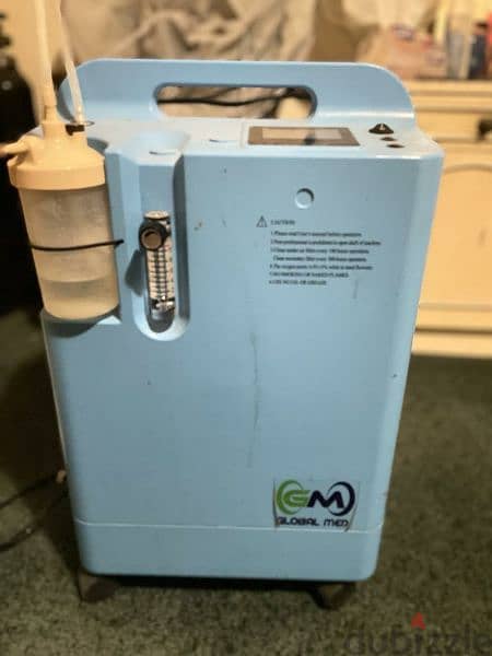 Oxygen concentrator (brand new condition) 1