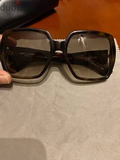 yves saint laurent sunglasses original - as new 0