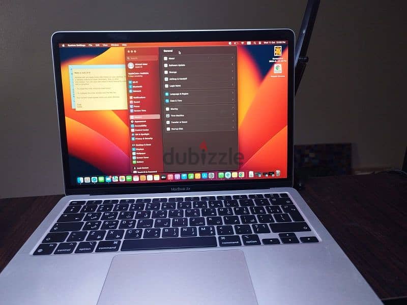 MacBook Air (M1, 2020) 1