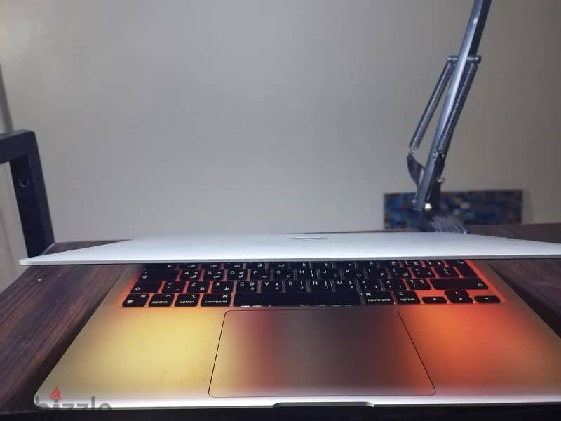 MacBook Air (M1, 2020) 2