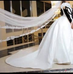 فستان زفاف جديد لبسه واحده