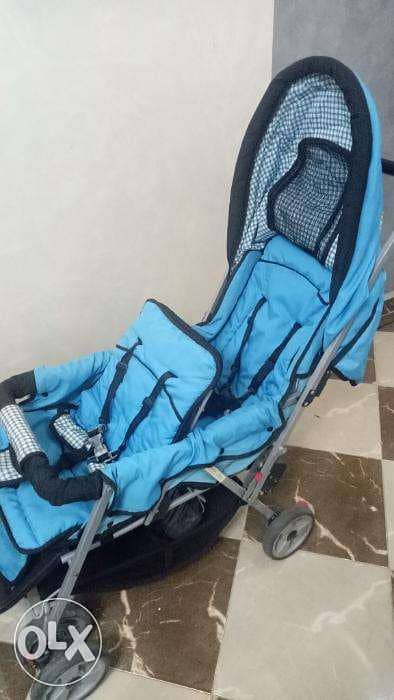 عربة أطفال توأم ماركة جيراكو