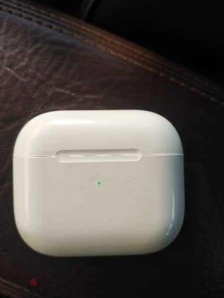 بوكس اصليAirpods 3 charging case 3