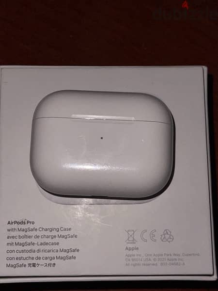 AirPods Pro (MagSafe Charging Case) 2