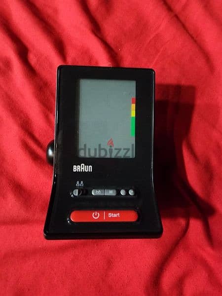 جهاز قياس ضغط الدم الإلكتروني من براون 0