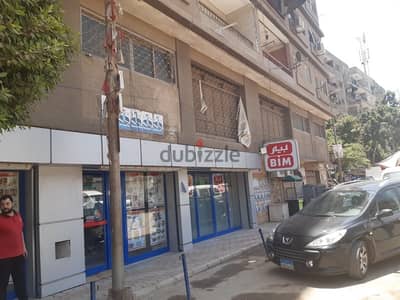محل تجاري واجهة دورين للبيع علي شارع الاربعين عين شمس