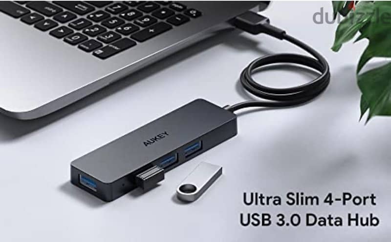 Aukey HUB converter 4-Port USB3.0 High-Speed Data Transfer 1
